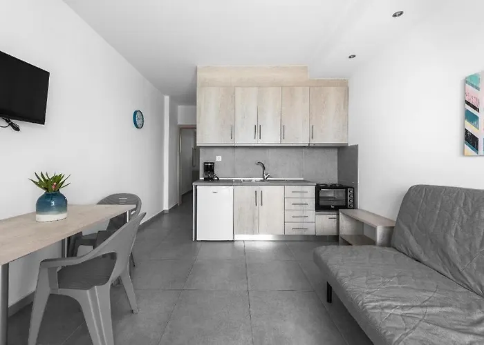 Apartment Blue Horizon 4 *