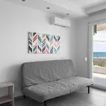 Blue Horizon 4 Apartment *